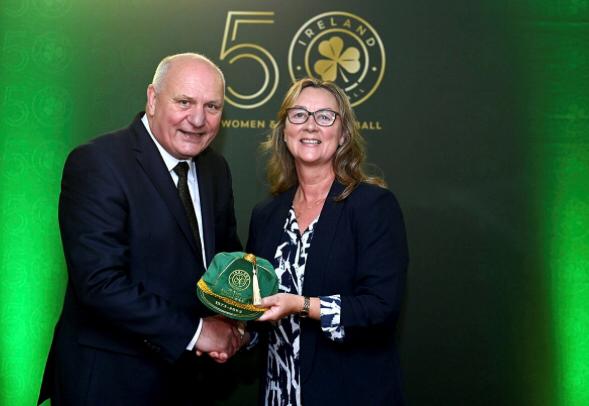 collegecors's tweet photo. Congratulations to former College Corinthians players Caroline &amp; Ronnie Nagle (sisters) who were presented with their @FAIreland commemorative caps by the FAI President Mr. Gerry McAnaney (also of College Corinthians). A proud day for their families and their club @BigRedBench https://t.co/RxafqUGaWY