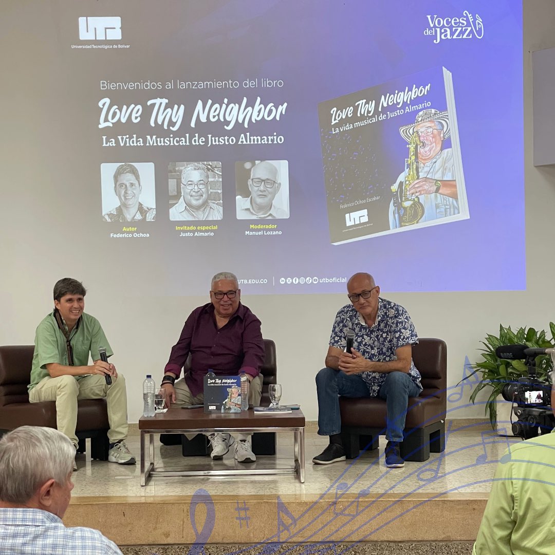 #EditorialUTB📚 Realizamos el lanzamiento del libro "Love Thy Neighbor, la vida musical de Justo Almario" en el cual, tuvimos el honor de contar con la presencia del artista de Jazz y el escritor que plasmó su historia, el Doctor en artes y Maestro en música, Federico Ochoa.
#UTB