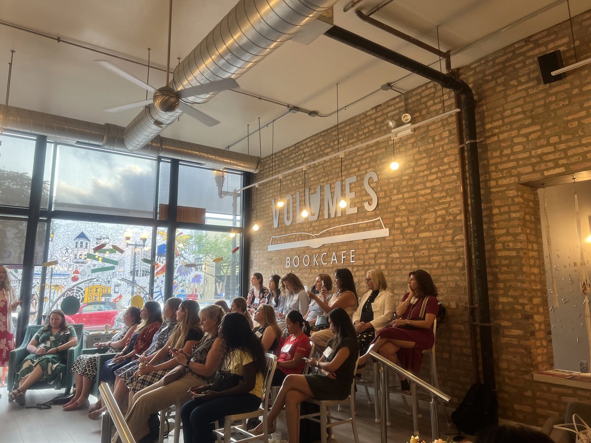 Join the Chicago Innovation Women's Mentoring Co-op and connect with accomplished innovators ready to help you supercharge your career and business! Hurry, the application deadline is Tuesday, October 24th. Apply here: ow.ly/SwCU50PPVKF