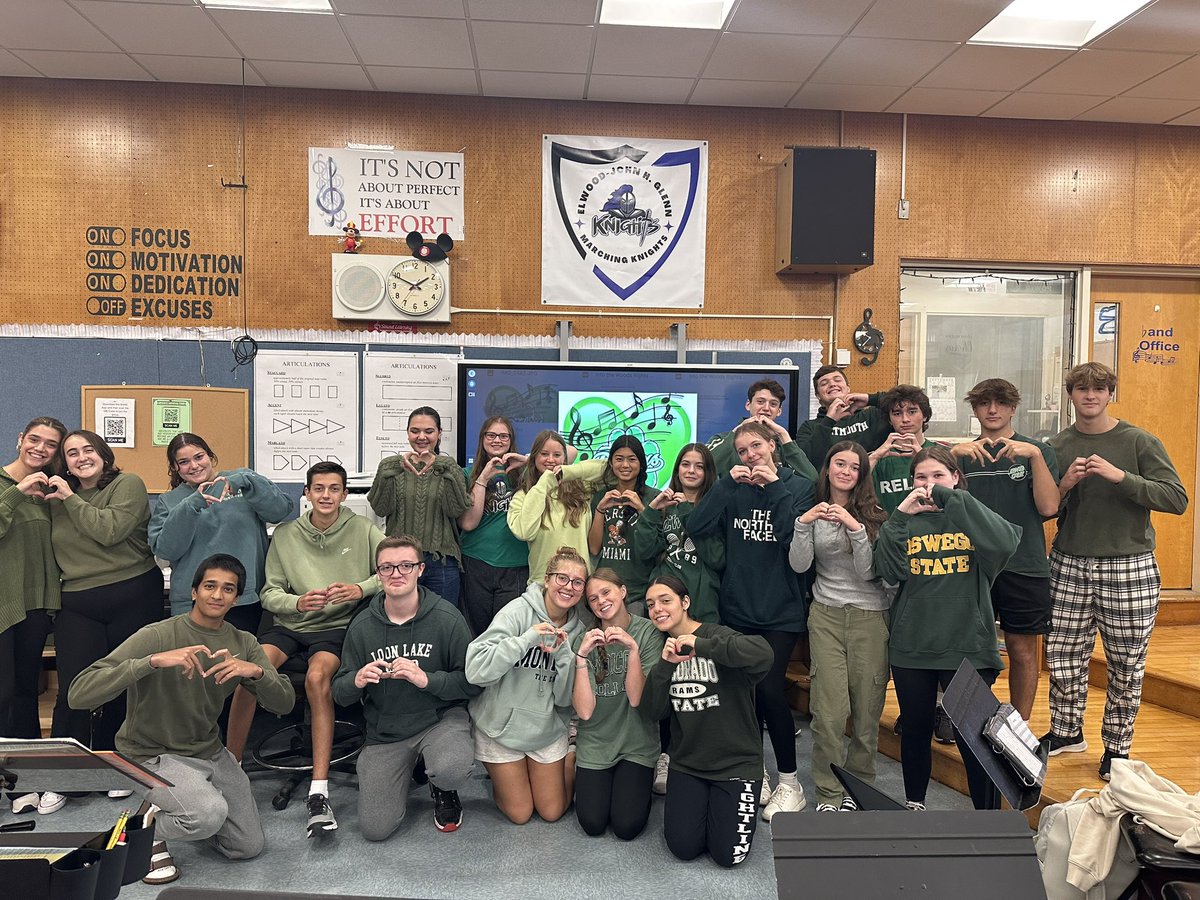 Sending our love and strength to the <a href="/DalerBand/">FHS Marching Band</a> #DalerStrong