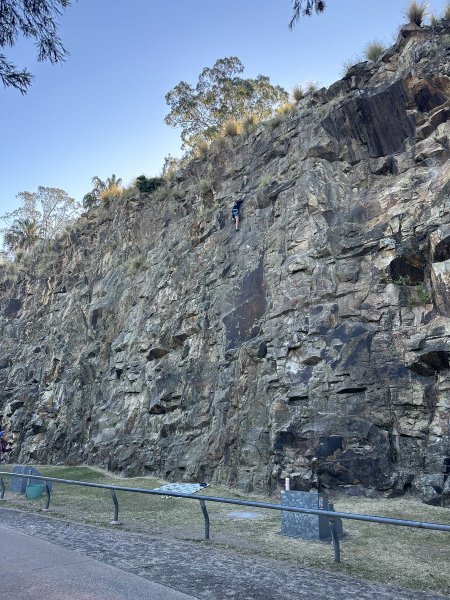 Anna Barwick FPS tweet media