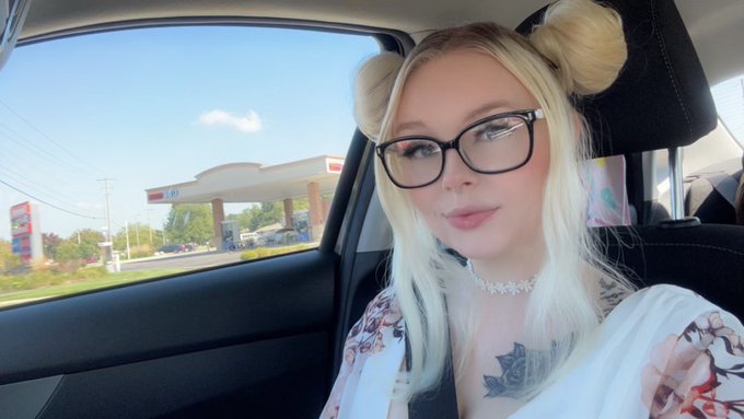 Ya boi needs new tires. Subscribe to my Fansly 👉🏻👈🏻   https://t.co/lhOtVE95R7 https://t.co/yGX3n8xYm<a href="/tag/mvsales"class="tags"><span>#mvsales</span></a>