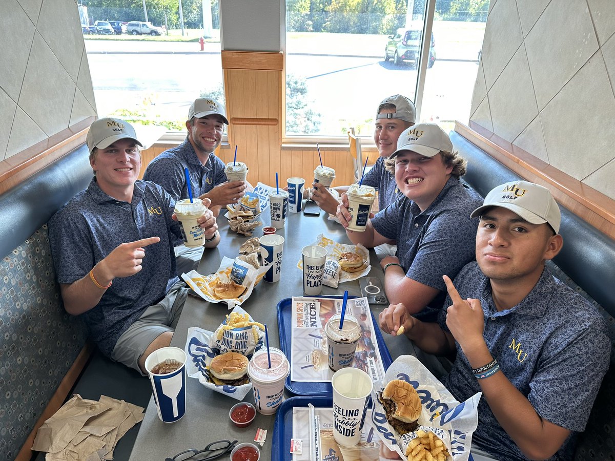 MUKnightsgolf's tweet image. .@MUKnights win the Midwest Invitational @TPCDeereRun with a two-day total of 589. @weston_ogden led the Knights w/ 72/72 to finish 5th. 

@LaneZedrick1 73/73 (7th)
@LukeBeetz 74/76 (17th)
@BHeff2021 76/74 (17th)
@PruittWilliam 75/79 (31st)

#TrophyTime #tasteslikeawinner