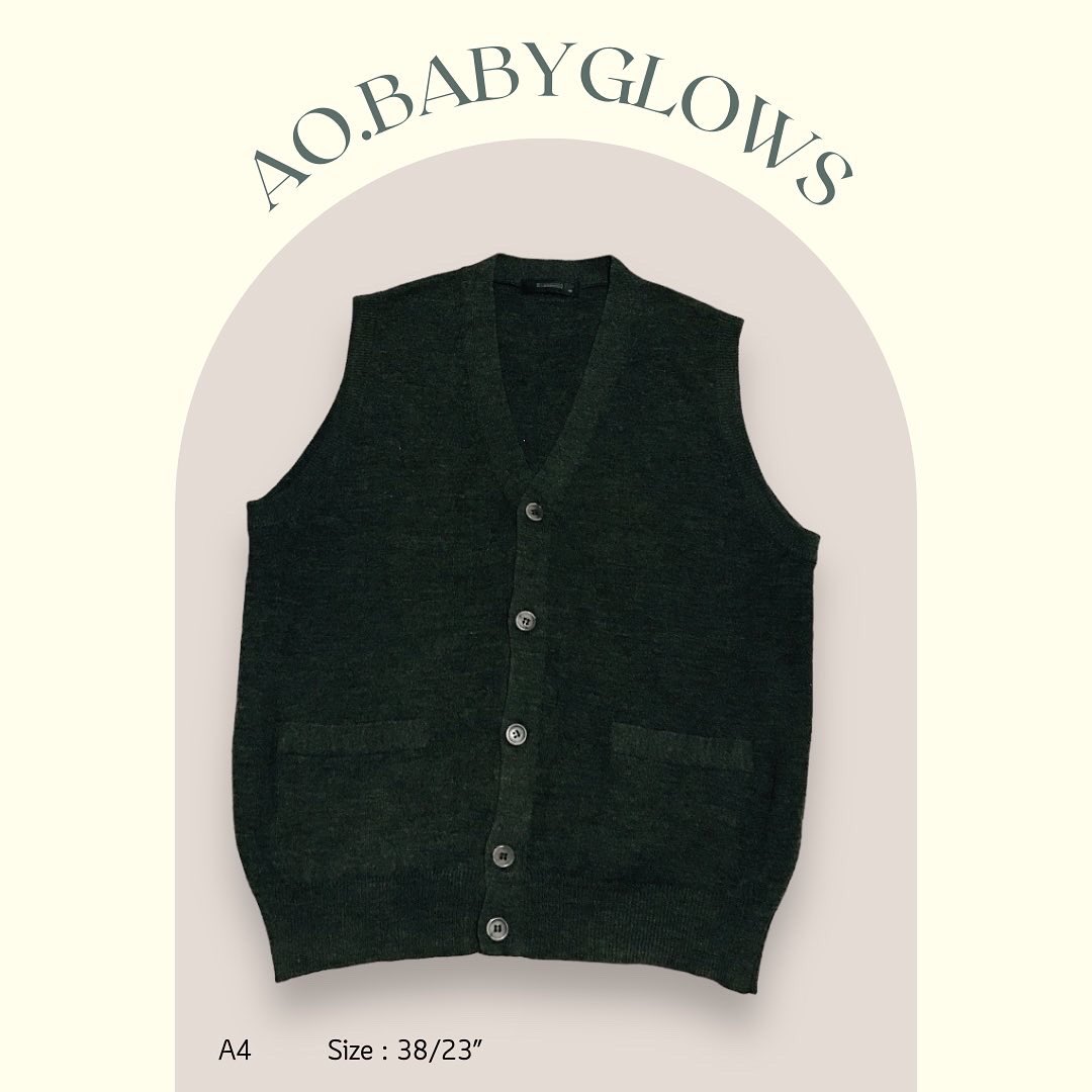 ABabyglow's tweet photo. ส่งต่อเสื้อกั๊กไหมพรม 
📍 55 / 2 ตัว  100 
ขนาดในรูปนะคะ
ไซส์ อก/ยาว หน่วยวัดเป็นนิ้ว
สนใจเดมมาได้เลยน๊า
#ส่งต่อเสื้อผ้า #ส่งต่อเสื้อผ้ามือ2 #เสื้อผ้ามือสองสภาพดี https://t.co/hAaVvIxWCs