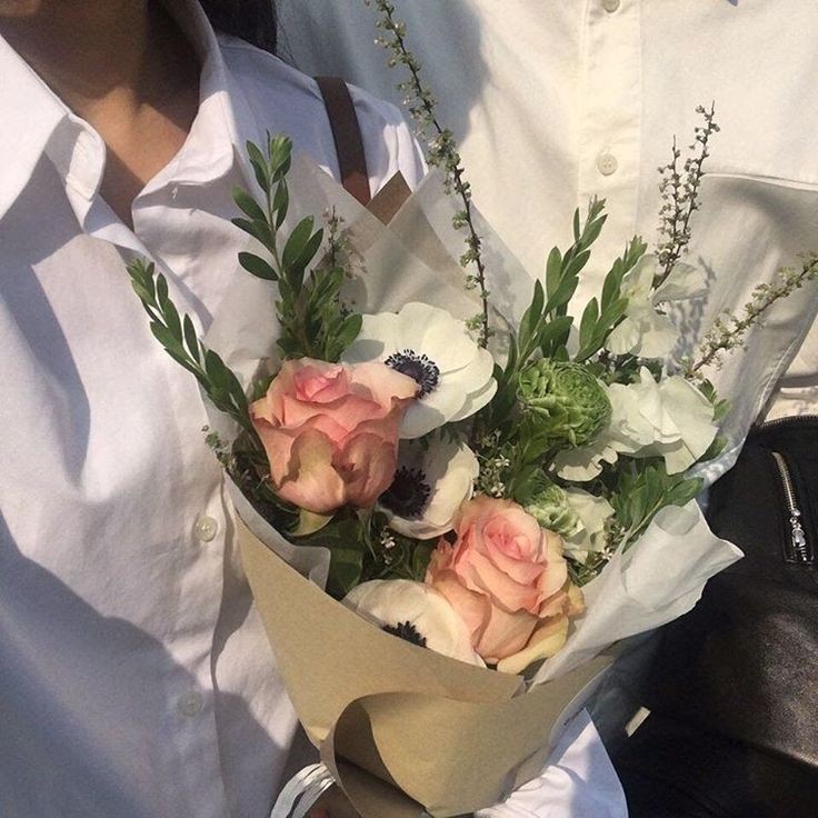 Lav_and_a's tweet photo. @rkiveplace ¡Felicidades por los seis meses de tu pequeña!~ Te trajimos un ramo por ser un gran papá~ ¡Felis cumple mes Lune!
#HalfwayToOne #LuneHalfBirthday https://t.co/CSwfqvYh7Z