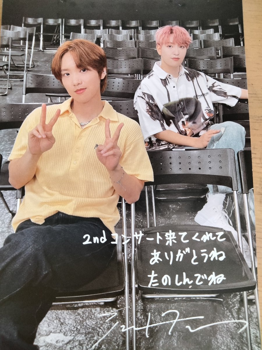 ainlovev2's tweet photo. Japan 2nd Concert 별이 빛나는 하늘
💫星が輝く空💫2023/09/24 TOKYO NAKANO ZERO #WithYouProject に参加させて頂きました。
✨いつまでもキラキラFAVE1✨
I watched part 1 and part 2.
Thanks for the most fun and happy time🩵
#FAVE1
@100per_jonari
@100per_hyukjin
@FAVE1_official https://t.co/obOxC8c4U7
