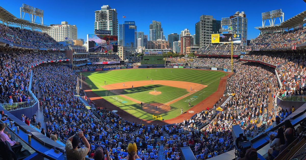 jesseagler's tweet photo. 42,505 today. Over 3.2 million this year. Thank you all. You make the best job in the world even better. 🤎💛 https://t.co/0So8DLeOaz