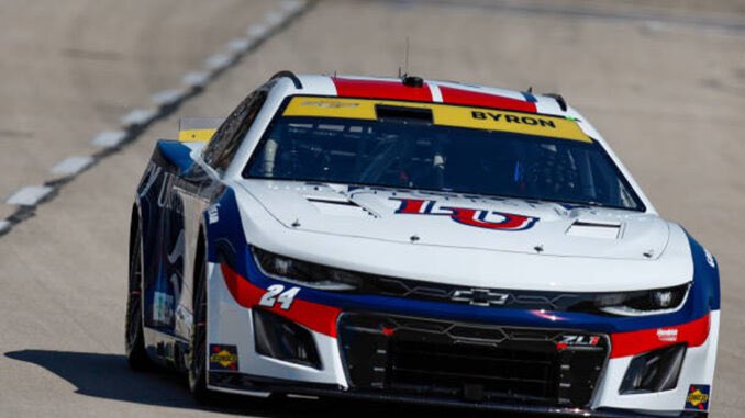 Cash it boys! <a href="/WilliamByron/">William Byron</a> (+1200)x1 is your winner at <a href="/TXMotorSpeedway/">Texas Motor Speedway</a>! 

On “Football Sunday”, MANY are grinding away units in the <a href="/NFL/">NFL</a> at (-110)… 

But only the sharpest bettors are cashing (+1200)’s in <a href="/NASCAR/">NASCAR</a>. 

#NASCAR75 #NASCARPlayoffs 
<a href="/MMAforMoneyTeam/">The MMAforMoney Team</a> #GamblingX