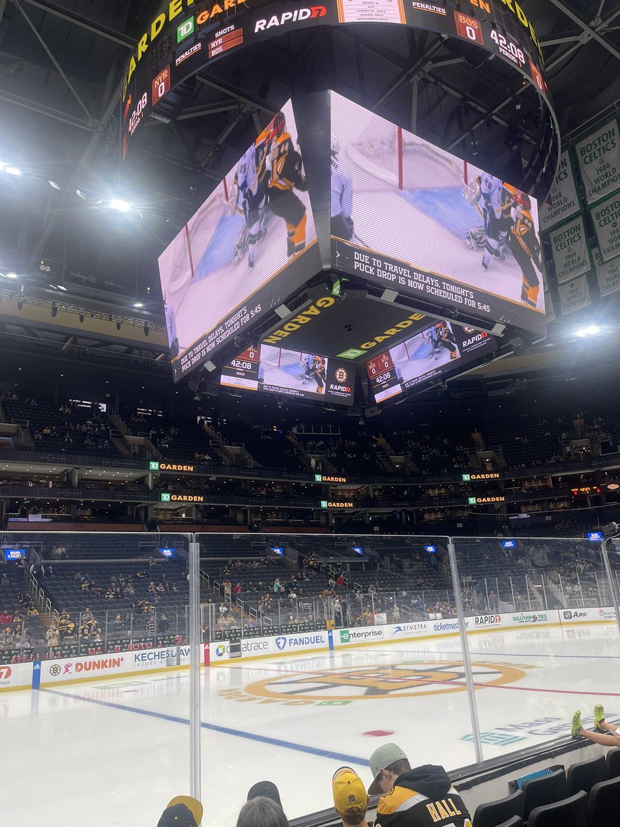 Leah (@leahiscolorful) on Twitter photo 