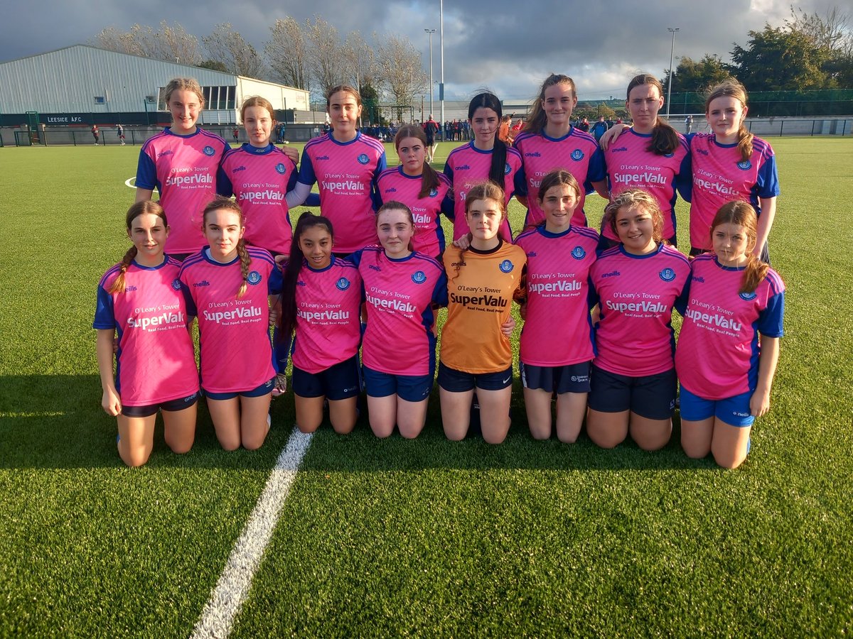 BlarneyUnited's tweet photo. CWSSL U17 League Result

Leeside 3 - 3 Blarney Utd 

The team was Captained this weekend by Ellie Smith. 
Goals scored by 
Ellie Vaughan Reddan 
Alice Murphy ( Pen ) 
Alison Lyons 

Well done Girls. 
🔵👏⚽️⚽️

#BUFC 
#cwssl 
#blarneycastleandgardens https://t.co/XnNg4tBfat