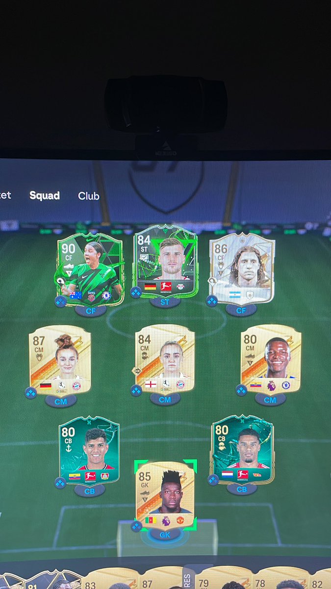 ProgameingOnYt's tweet photo. Front 3 is crazy https://t.co/vxCPXq4sH4