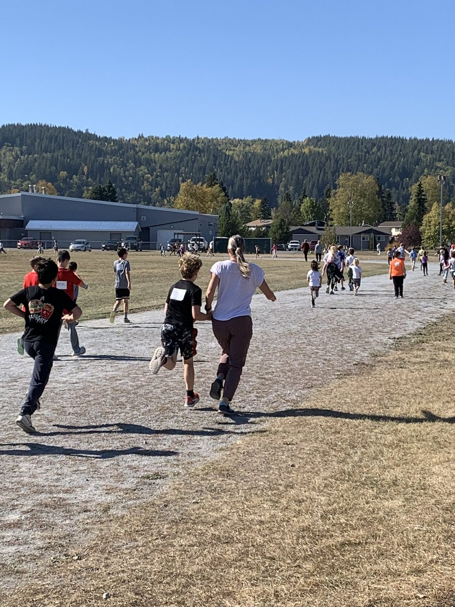 A beautiful Friday to be out for our #TerryFox run! Great participation from all! #sd57
