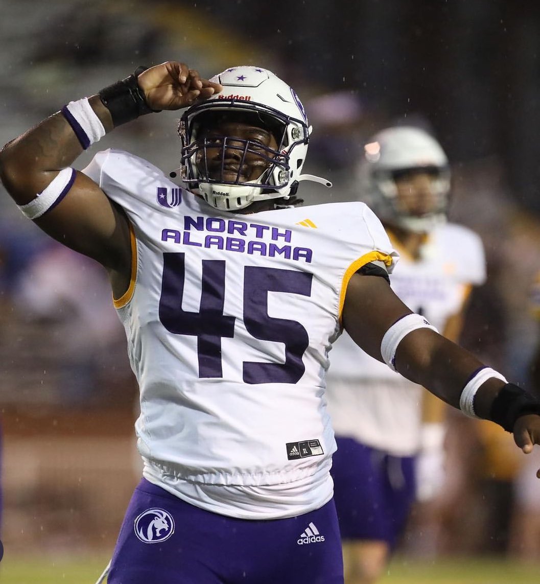 Blessed to receive my first Division 1 offer from the University of North Alabama🟣🟡 <a href="/CoLinFootball/">Co-Lin Football</a> <a href="/JUCOFFrenzy/">JUCO Football Frenzy</a>