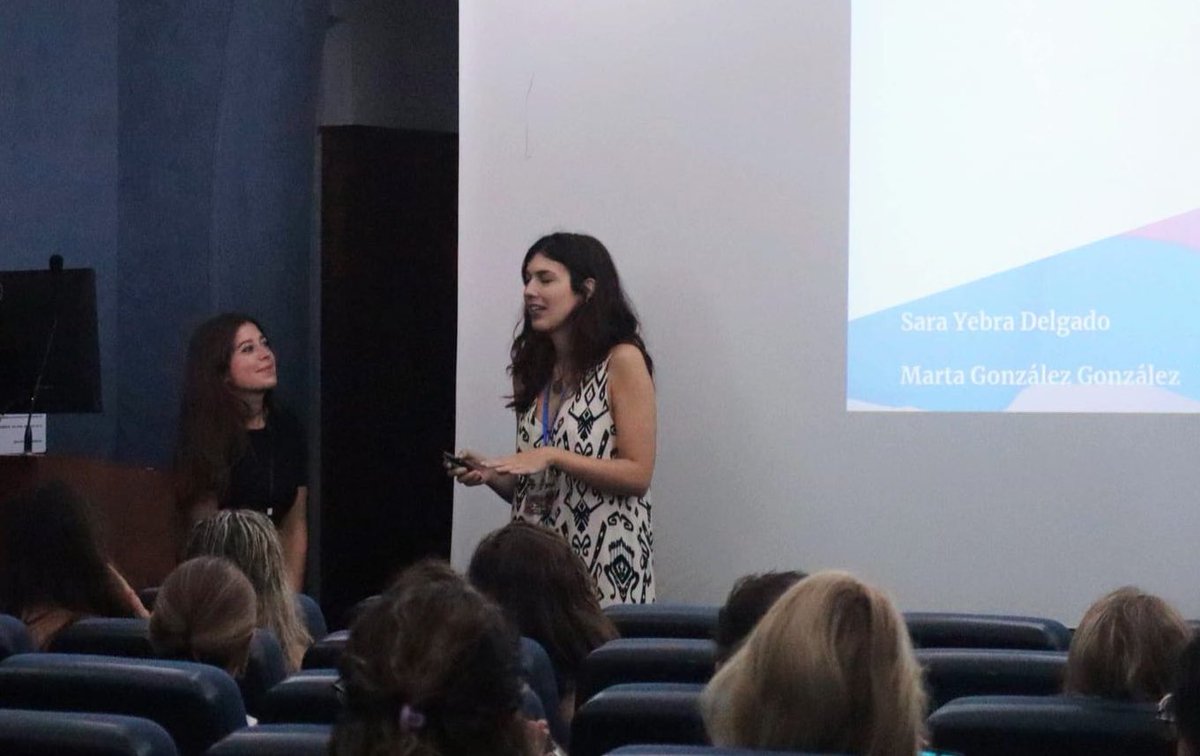 Hace una semana, en el Balearic Meeting, nuestra residente Marta González y Sara Yebra, adjunta en el Bierzo y antigua residente en nuestro centro, presentaban juntas la charla “Ley trans y adolescencia: primum non nocere”. 
👇🏻🤓
drive.google.com/file/d/1mITC-N…

#Balearicmeeting <a href="/ibamfic/">🩺Ibamfic</a>