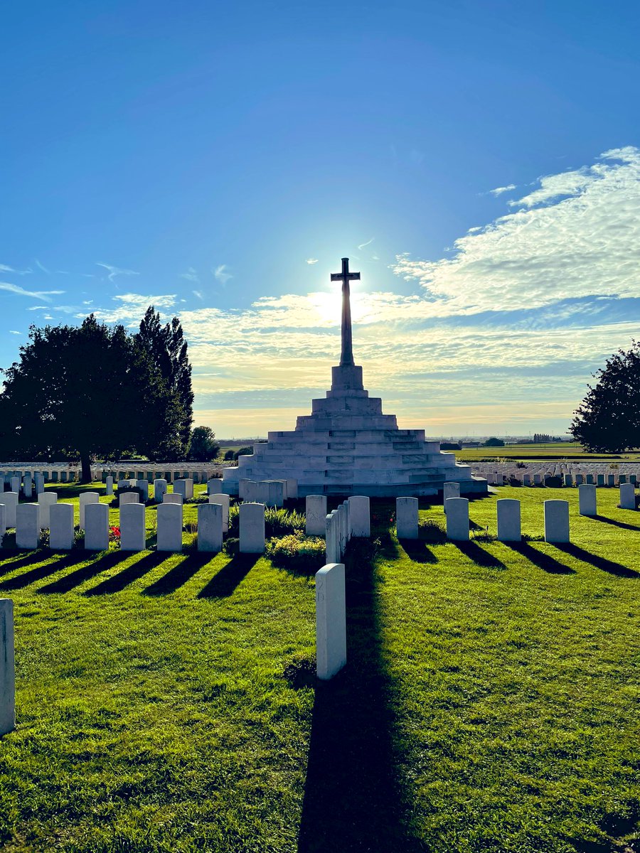 hubert_wetzel's tweet image. Took the boys to learn some history today. #Ypres #LestWeForget