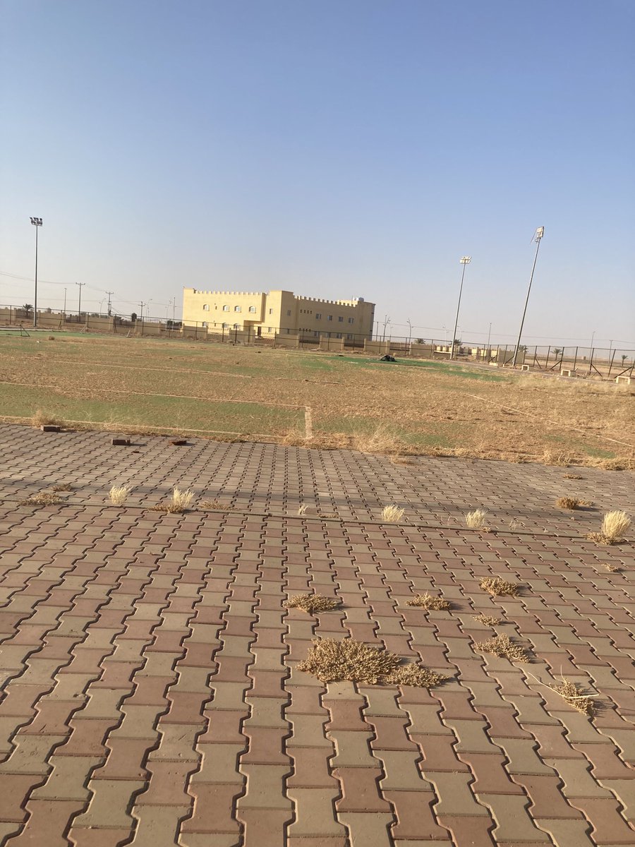 bneederrr5551's tweet photo. رئيس: بلدية محافظة موقق
مع التحية ولاحترام 

( ملعب كرة القدم  بـ #الشفا ) بحاجة الى صيانة ونظافة أرضيات الملعب
ليستفيد منة شباب قرية #الشفا ) بشكل أفضل
 
#بلدية_محافظة_موقق https://t.co/DJUukguOPl