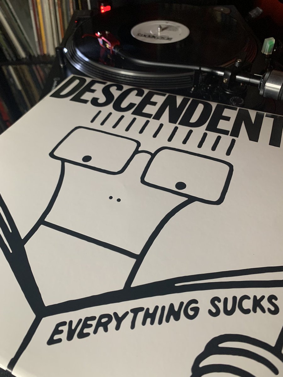 casey33rpm's tweet image. September 24th 1996, @descendents would release their fifth album Everything Sucks through @epitaphrecords #descendents #everythingsucks #AlbumAnniversary #PunkRock #vinyl #vinyladdict #vinylcollection #vinylcollector #vinylcommunity #vinyljunkie