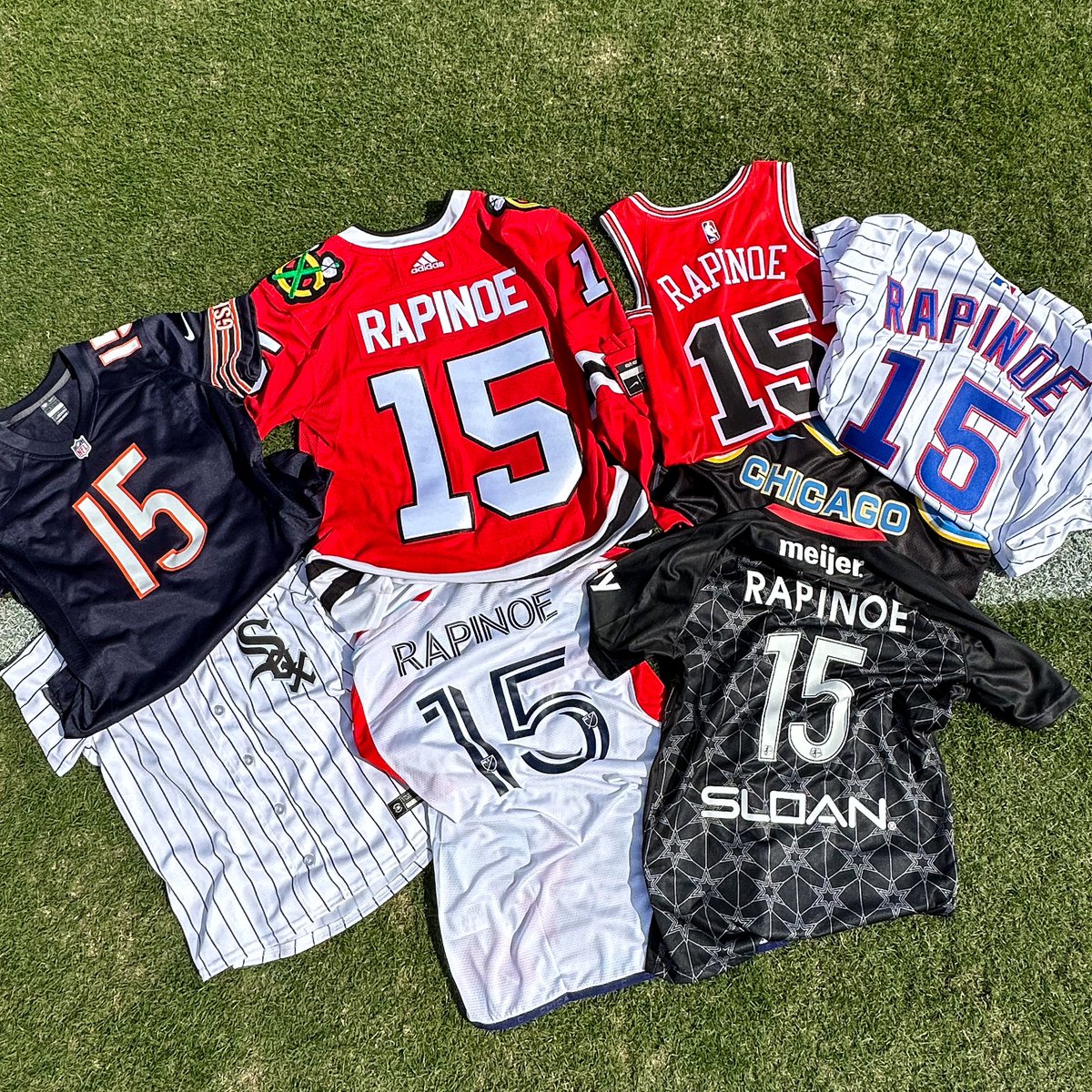 ChiTown love 💙

Appreciate the salute, <a href="/NHLBlackhawks/">Chicago Blackhawks</a>, <a href="/Cubs/">Chicago Cubs</a>, <a href="/chicagobulls/">Chicago Bulls</a>, <a href="/whitesox/">Chicago White Sox</a>, <a href="/ChicagoBears/">Chicago Bears</a>, <a href="/chicagoredstars/">Stars FC</a>, <a href="/ChicagoFire/">Chicago Fire FC</a> + <a href="/chicagosky/">Chicago Sky</a> 🫡