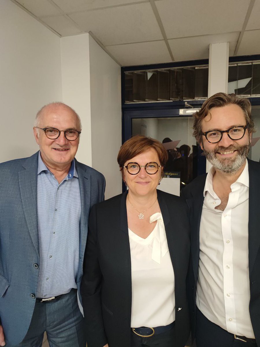 Félicitations à notre sénateur Horizons <a href="/EmmanuelCapus/">Emmanuel Capus</a> réélu ce soir en tête avec <a href="/BourcierCorinne/">BOURCIER Corinne</a> qui fait son entrée au Sénat ! 

Une chance pour nos élus et notre territoire. Des élus sur qui compter pour les 6 prochaines années !