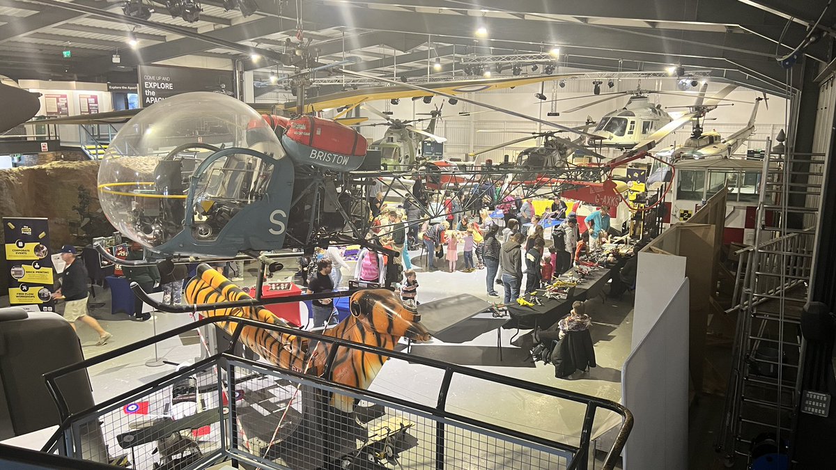 thebrickpeople_'s tweet image. A selection of photos from this weekends double LEGO brick event at the @armyflying museum! Thank you for having us again and we look forward to next time! 🙌 #lego #legoevent #legofun #armyflying #andover