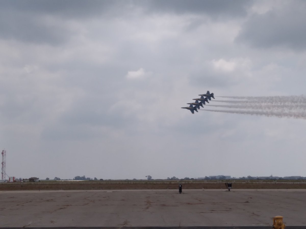 PeregrineDefen1's tweet photo. #mcasairshow2023 https://t.co/MI62AMaIRZ