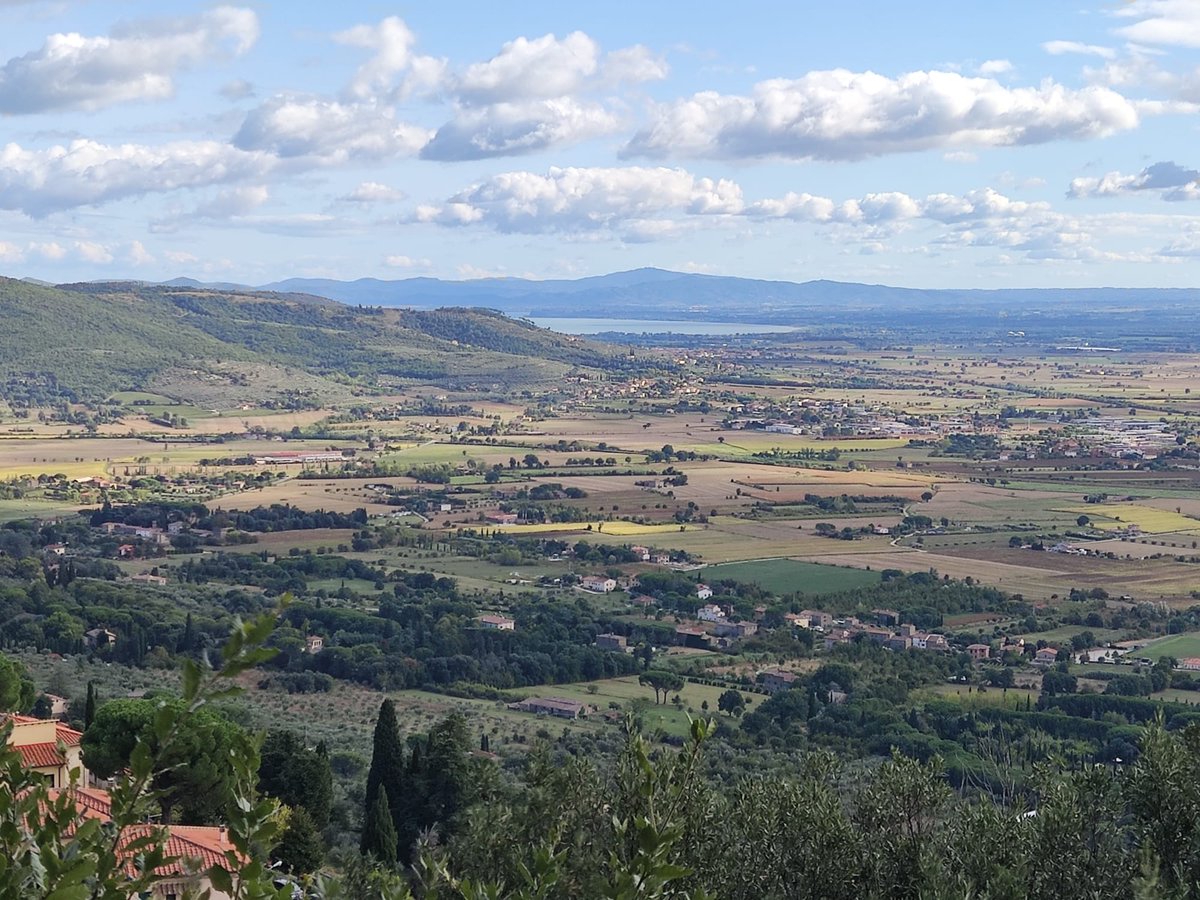 Pgattino's tweet photo. Cortona oggi https://t.co/yG8WDJVuxE