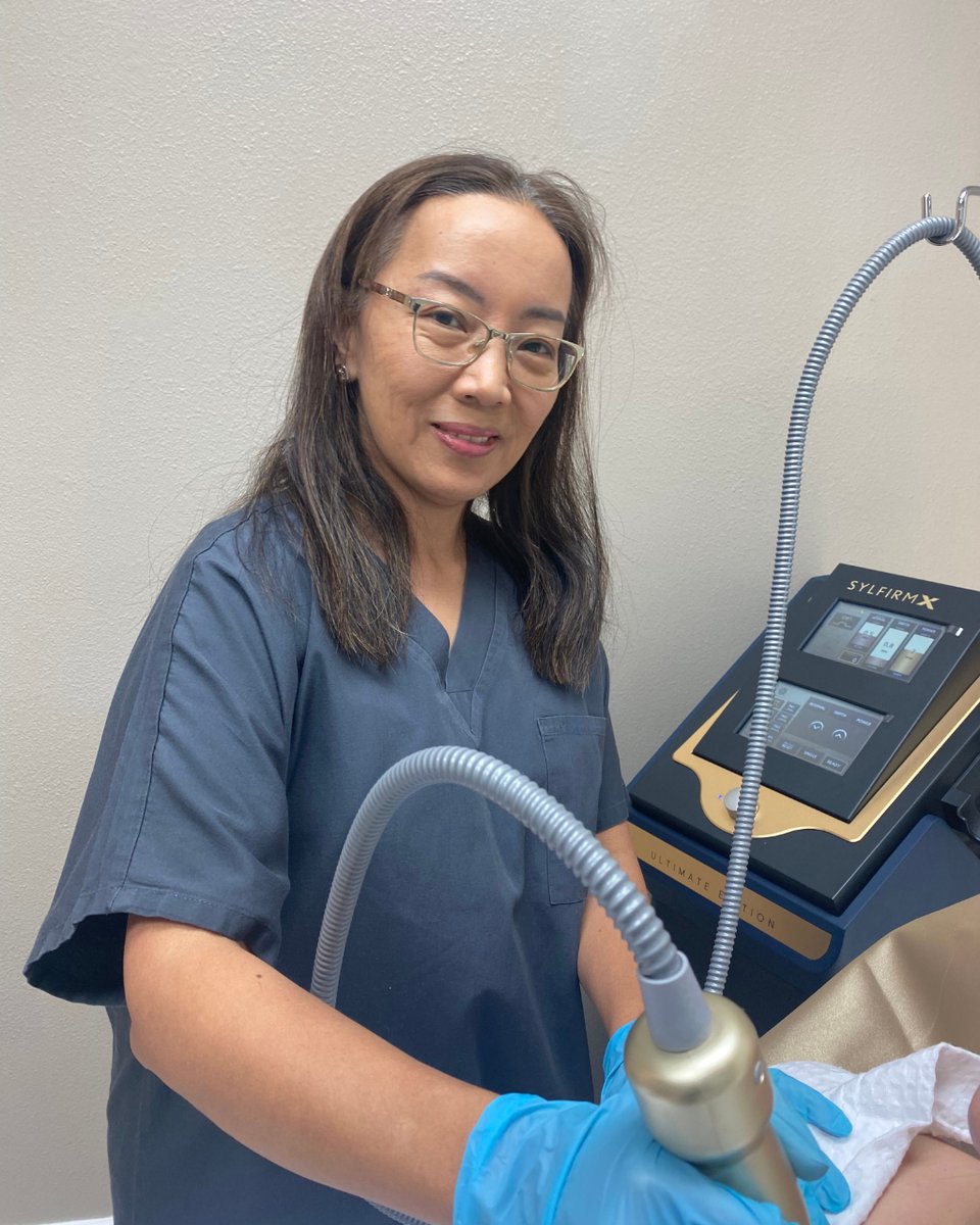 LipoSculp's tweet photo. Say hi to Dr. Gopeng! Schedule your SylfirmX today!
LIPOSCULP
📞(844)-454-7672
📍8440 West Lake Mead Blvd Ste #111, Las Vegas NV, 89128 https://t.co/aD8crb4vnW