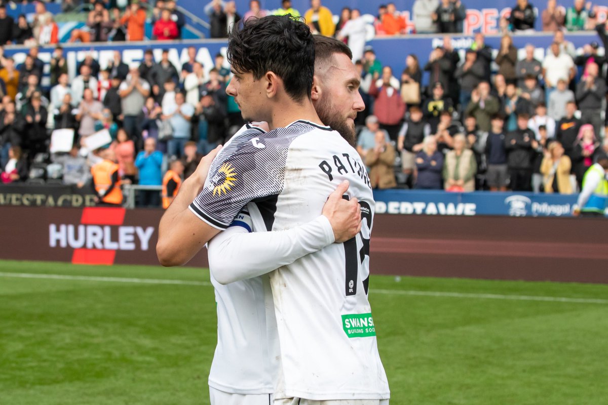 1st goal, but more importantly, 3 points!!
<a href="/SwansOfficial/">Swansea City AFC</a>  🦢