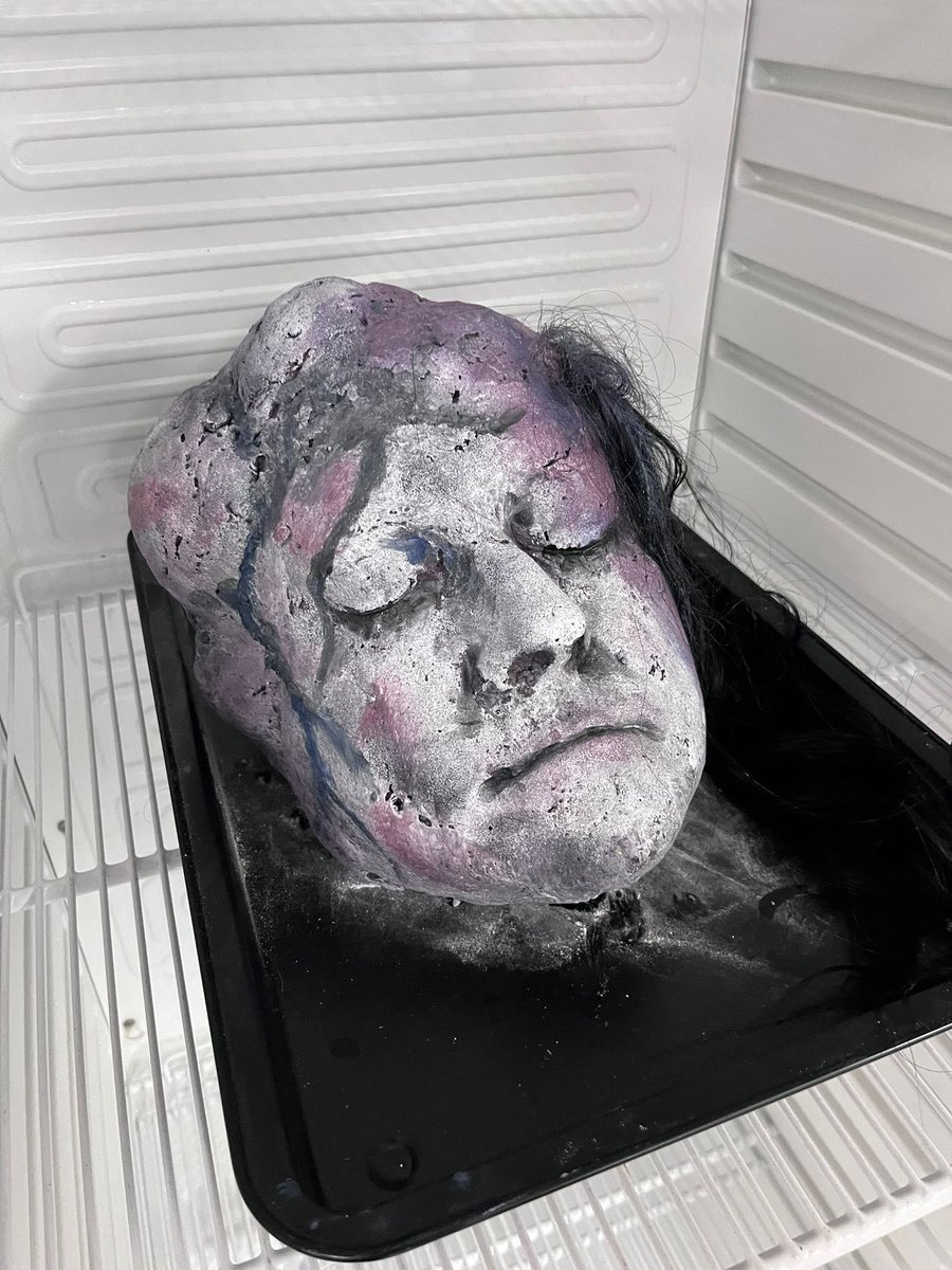 Anna Patalong tweet media