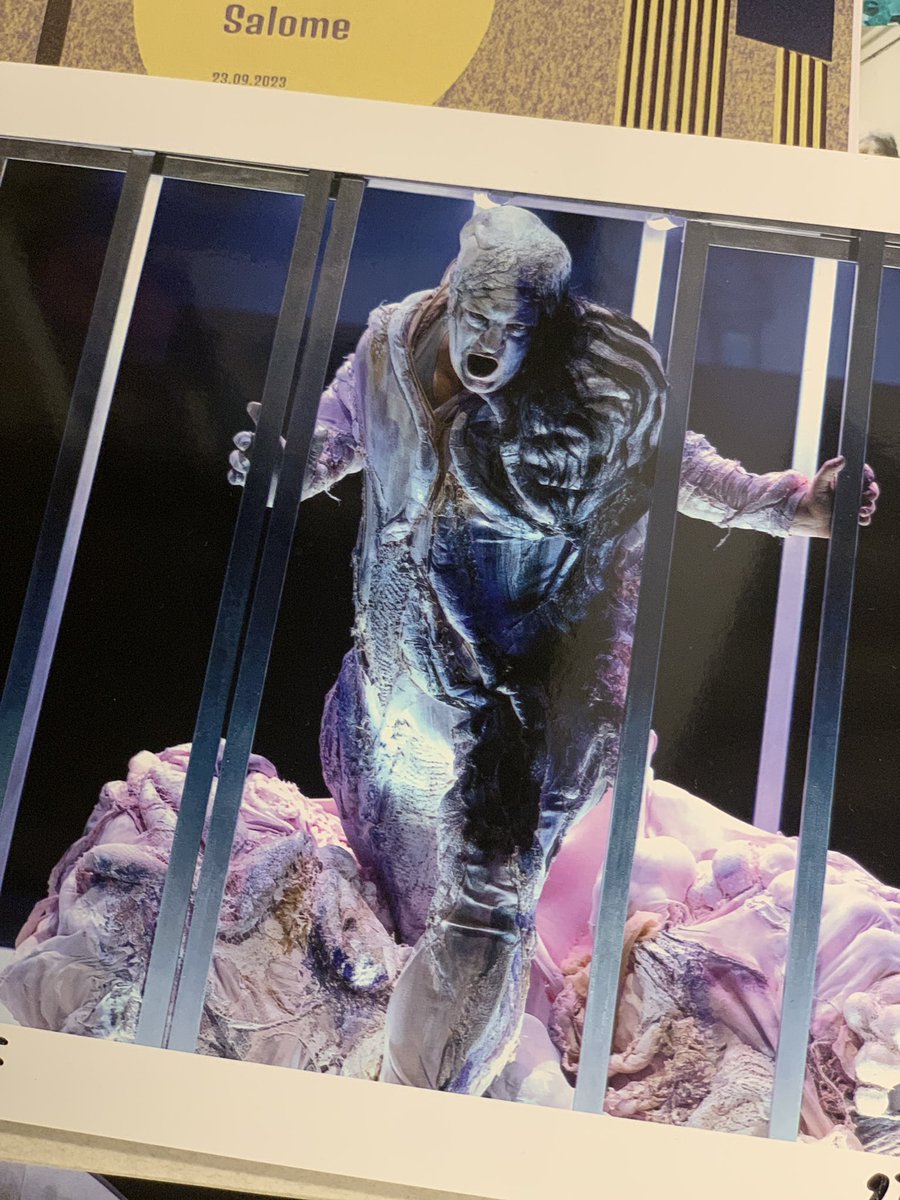 Anna Patalong tweet media