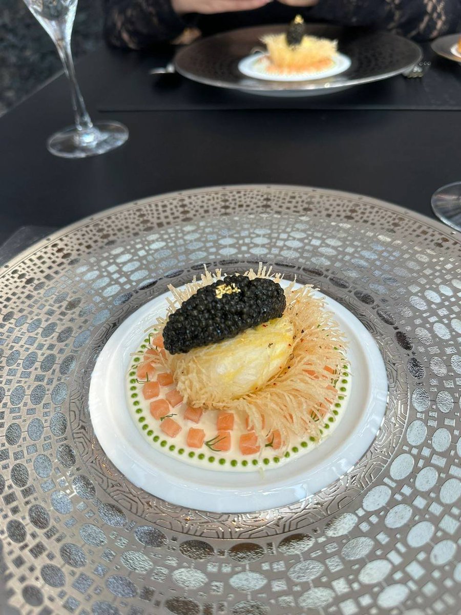 IceXcoin tweet media