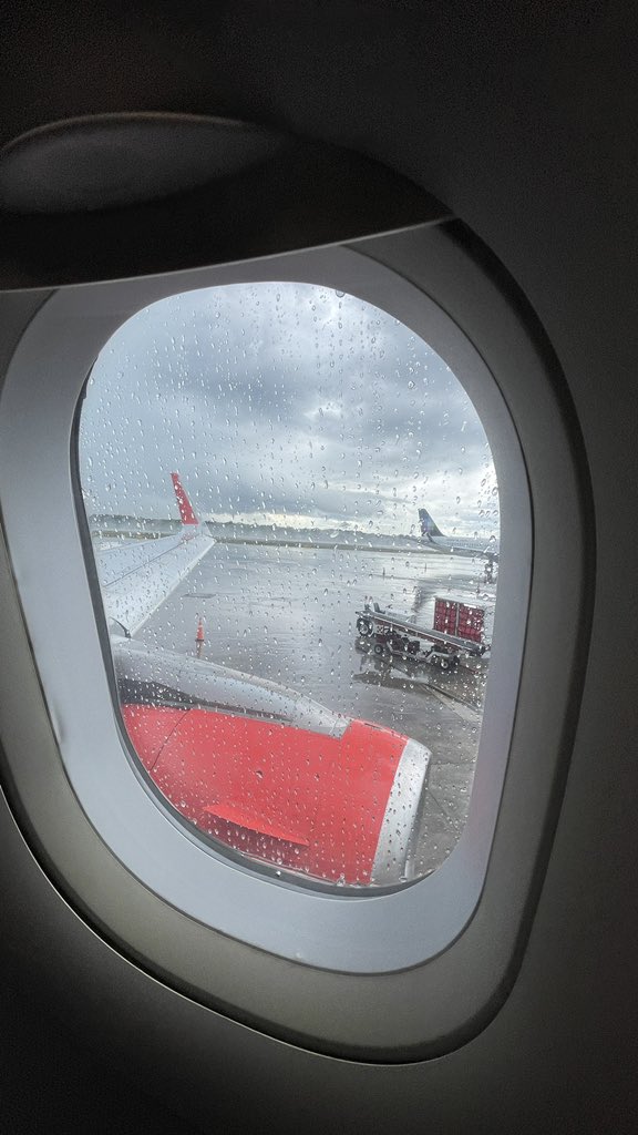 Cancunsito de sentimental porque ya nos vamos… #loquenecesitasparavolar <a href="/VivaAerobus/">Viva</a>