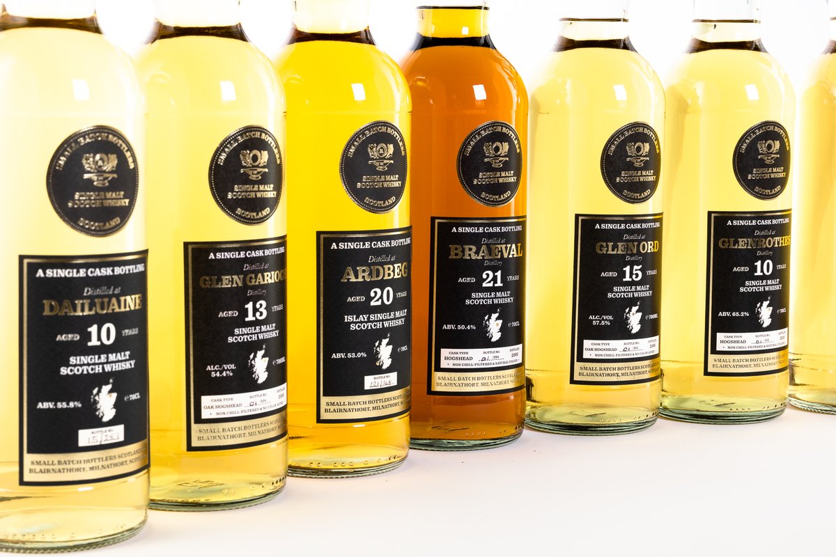 DistillersArt's tweet photo. 🥃Our Small Batch Bottlers Scotland range has the most beautiful single malts – all single cask, cask strength and each with their own unique characteristics. 

Explore the range 👉https://t.co/LfuGvEiSSd

#singlemalt #singlecask #caskstrength #independentbottlers #scotland https://t.co/DZJP1DhBcV