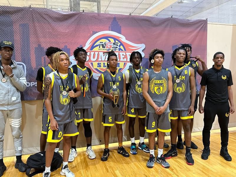 ThomasLongJr24's tweet photo. Dominated in NGS Summer Slam tournament but couldn’t finish the job losing to Rod wave elite in the championship game https://t.co/7qlJv4YljK
