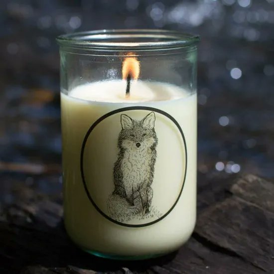 Faeriemagazine's tweet image. Sea Witch #Botanicals is a #womanowned maker of #vegan, #allnatural home and #bodycare that prioritizes our arth. Choose from essential oil #candles, incense sticks, perfumes, lip tints, folk remedies, and two seasonal scents for fall—Mabon and #Samhain! buff.ly/3PcGpeA