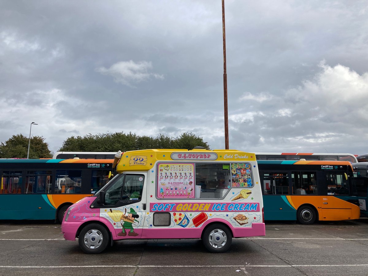 chris_copner's tweet photo. @Cardiffbus 🍦 💥 Another successful Family Day 🍦 💥 🚌 🍊 https://t.co/KEA0wI2Npo