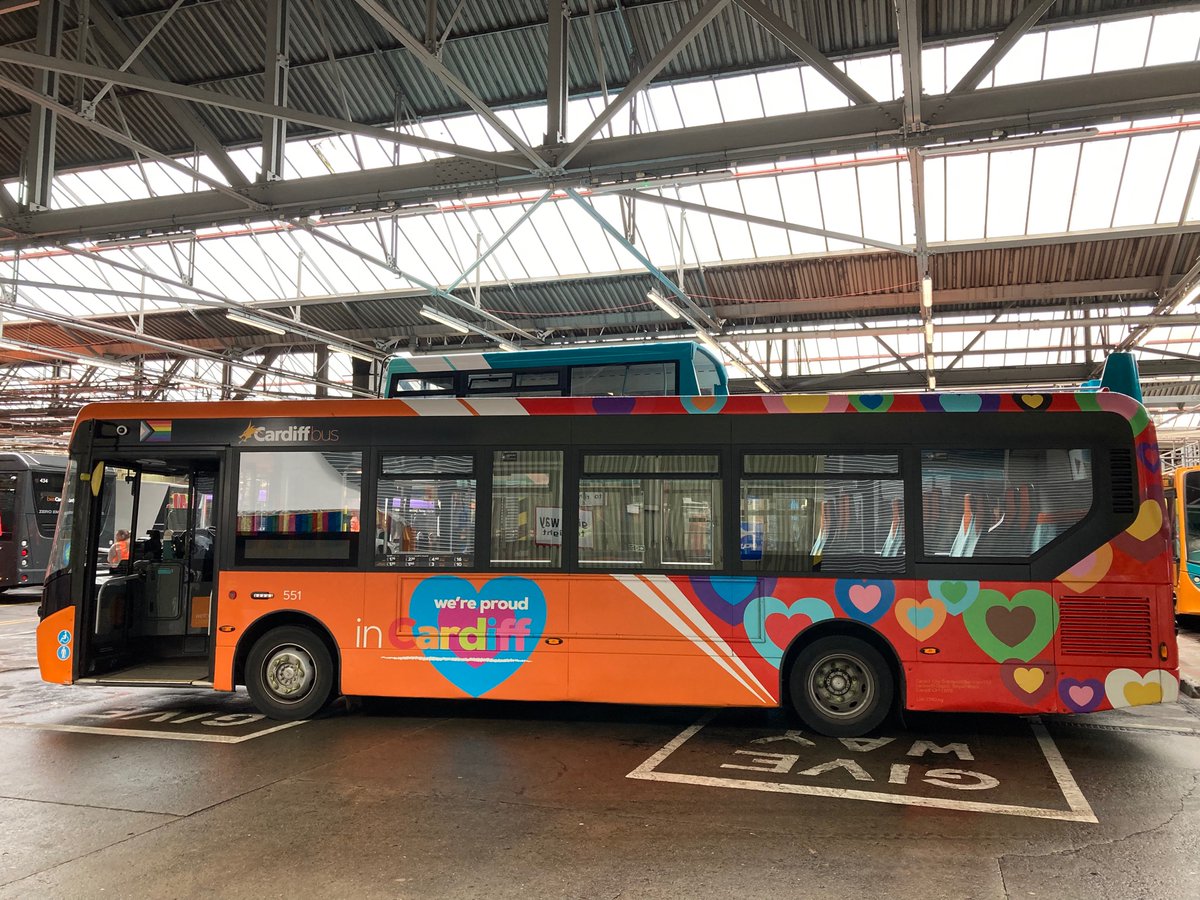 chris_copner's tweet photo. @Cardiffbus 🍦 💥 Another successful Family Day 🍦 💥 🚌 🍊 https://t.co/KEA0wI2Npo