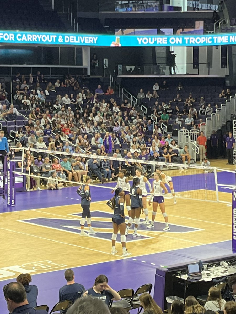 RedHawkVB's tweet photo. #Program State/National Champ, Illinois POY, 2 Time HS All American, National PoY finalist, and RedHawk Record Setter back HOME🏐🤝💯 Penn St. Vs. Northwestern #ProgramB1G 🫶🫶 https://t.co/1LGE7hK6dd