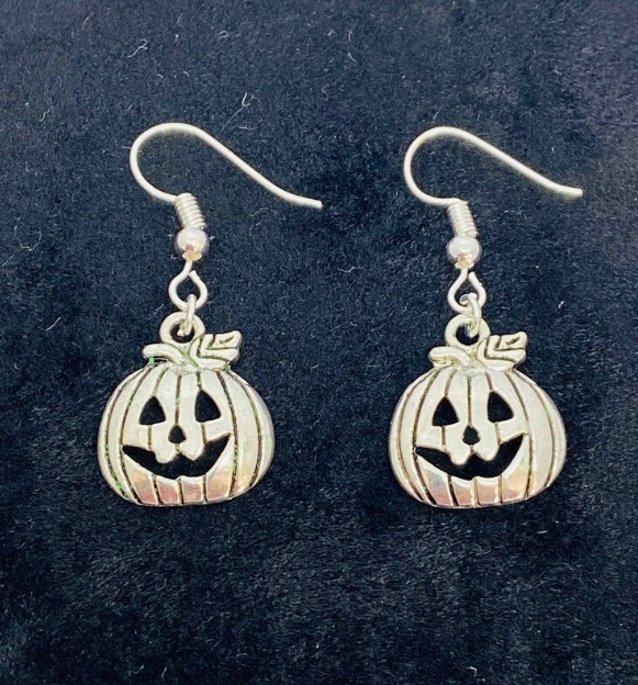 Pumpkin Halloween earrings #earlybiz #mhhsbd #craftbizparty