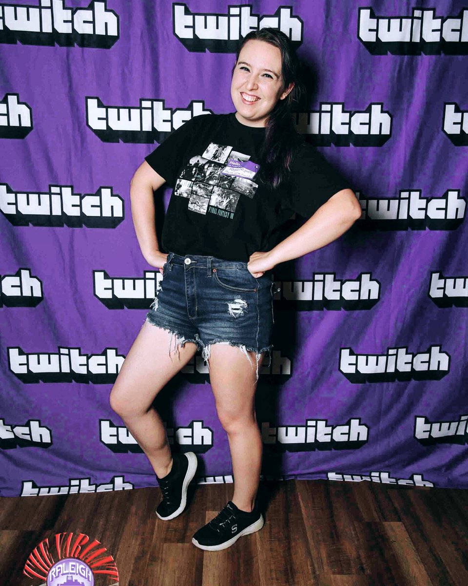 It can feel a bit lonely at times to be a content creator, so meeting other streamers at a local Twitch event last weekend was super inspiring. I think it's gonna be a great year. 🥰 Thanks <a href="/Twitch_Raleigh/">Raleigh Community MeetUp, Powered by Twitch</a> for a great time!

📷 <a href="/the_variant_/">The Variant</a>