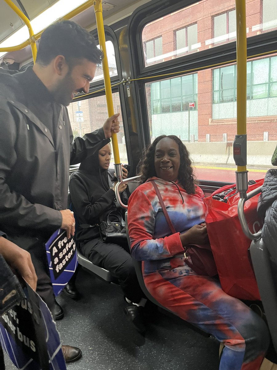ZohranKMamdani's tweet photo. @SenGianaris @EddieGibbsNY @AlexBores @YudelkaTapia In Queens, I met up with @clydevanel and @KhaleelAnderson to talk to riders on the Q4! https://t.co/GUVYpoHDaY