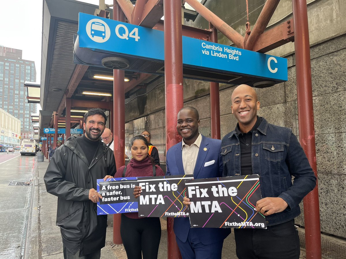 ZohranKMamdani's tweet photo. @SenGianaris @EddieGibbsNY @AlexBores @YudelkaTapia In Queens, I met up with @clydevanel and @KhaleelAnderson to talk to riders on the Q4! https://t.co/GUVYpoHDaY