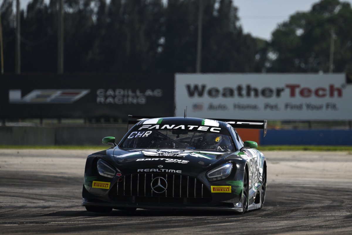 Never stop digging! Made it to P5 in today's #GTWorldChAm Race 2 at #GTSebring.