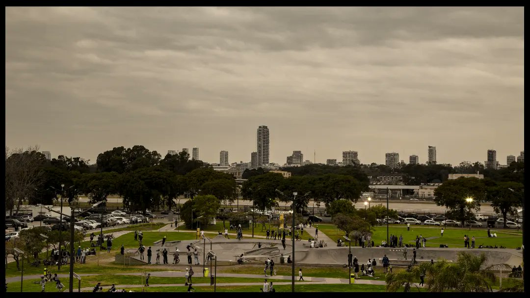 A walk through the park...
#canonphotography #people #photography #streetshared #buenosaires #street_photography 
#streetphotographers 
#streetphoto_bnw
#urban #candid #streetphotography 
#raw_street #capturestreets 
#photography #monochrome 
#people #art #cameraman #moody