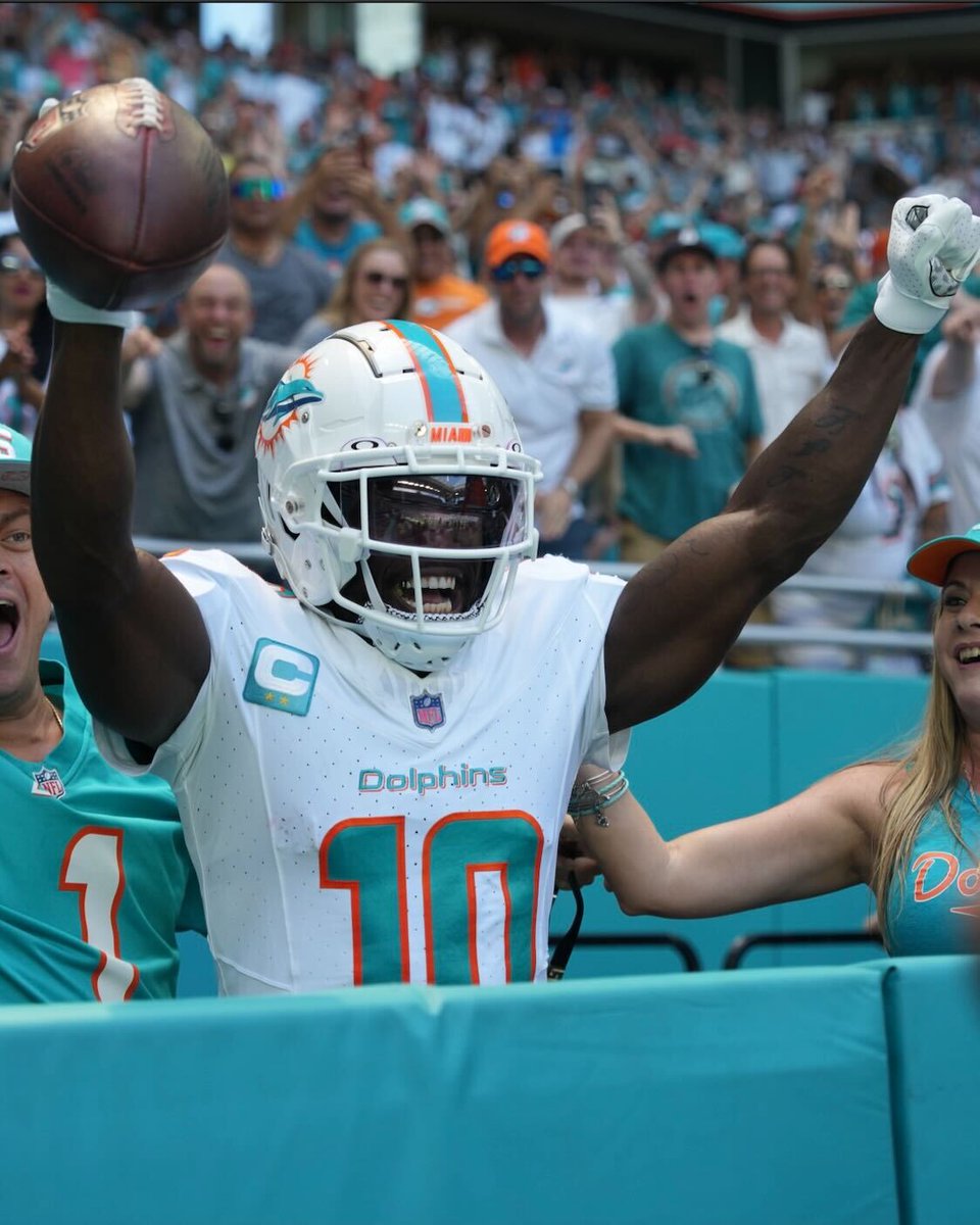 Dolphins just beat the Broncos 70-20‼️🤯

Most points for Miami in franchise history