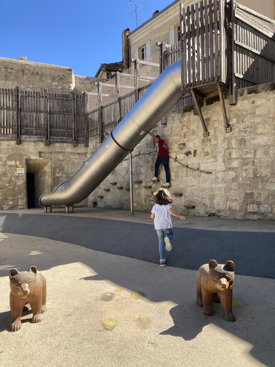seco_serra's tweet photo. Sur le Pont d’Avignon https://t.co/TD52pFpzFl