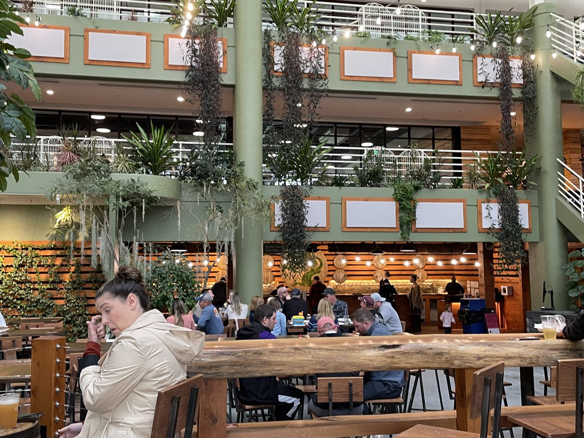 TheCorkedMatt's tweet photo. If you haven��t been to the Deerfield location of @TreeHouseBrewCo, you’re missing out. What a trip! 

There’s a THEATER. https://t.co/fC4H3UbEqq
