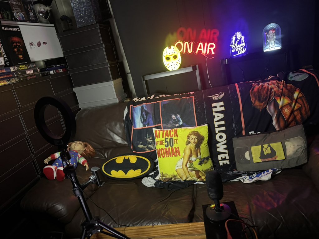 jasonimpey's tweet photo. Set up for the movie podcast #moviepodcast #filmpodcast https://t.co/Rfkpmr8qyp