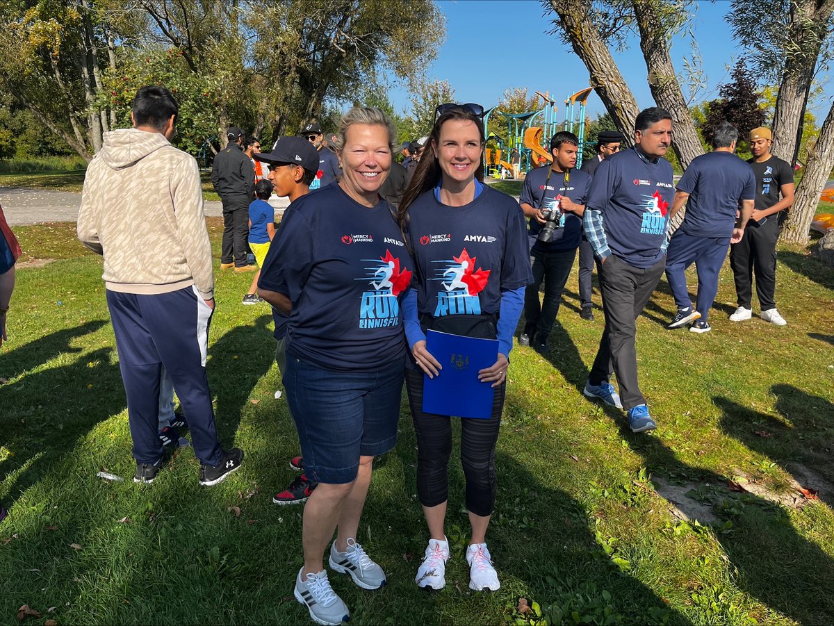 townofinnisfil's tweet photo. It was a beautiful morning for @RunForInnisfil at Innisfil Beach Park 🏃☀️ Shout out to @AMYA_Innisfil for organizing the charity run & every participant who ran for health today.
Proceeds will support @RVHFoundation's #KeepLifeWild campaign to bring a South Campus to #Innisfil. https://t.co/nsa2k9Nu5l