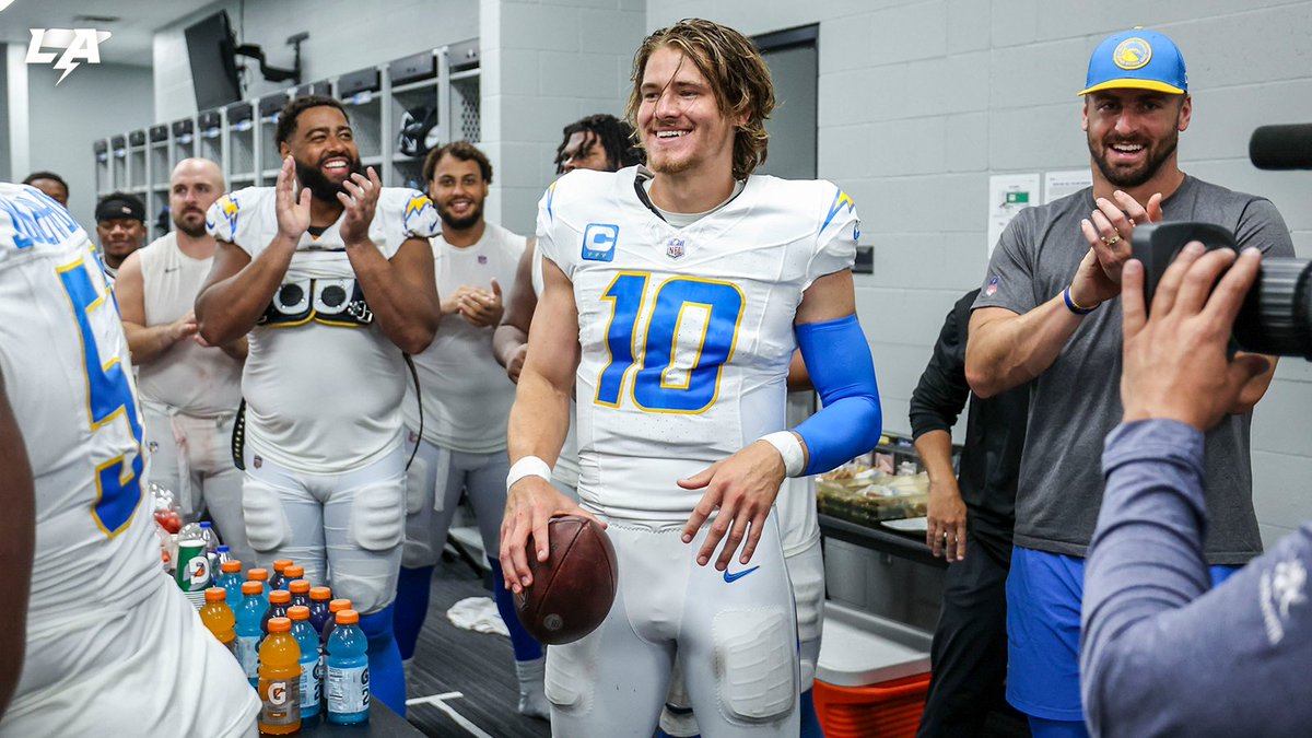 chargers's tweet photo. that's our quarterback 🥹 https://t.co/mNvJKdLEma